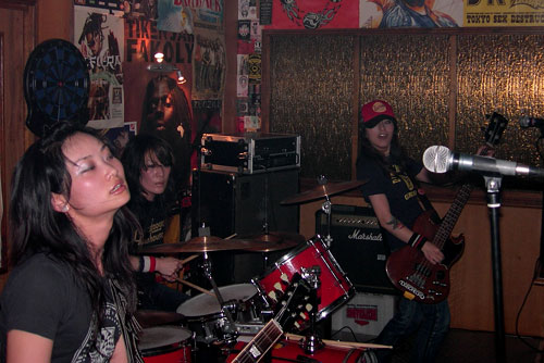 The Dirtrucks - Junkyard Birds - cliquez pour agrandir