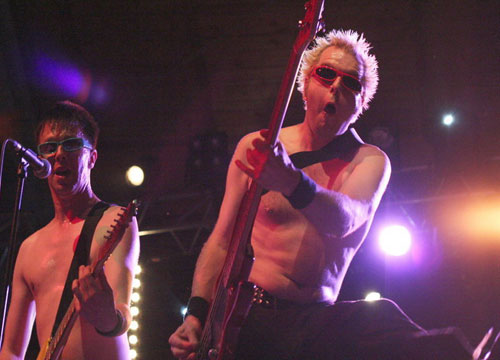 Toy Dolls - cliquez pour agrandir